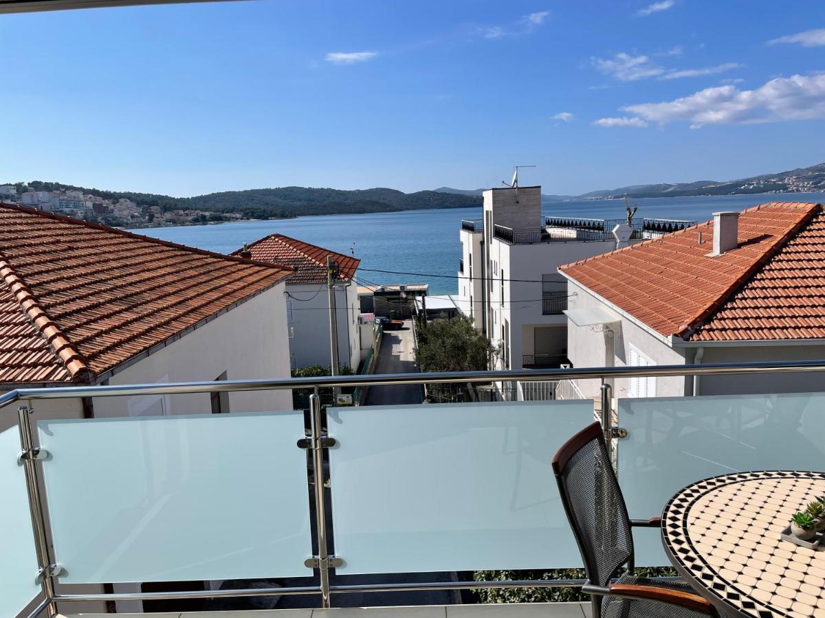 Apartments Cavar Trogir Buitenkant foto
