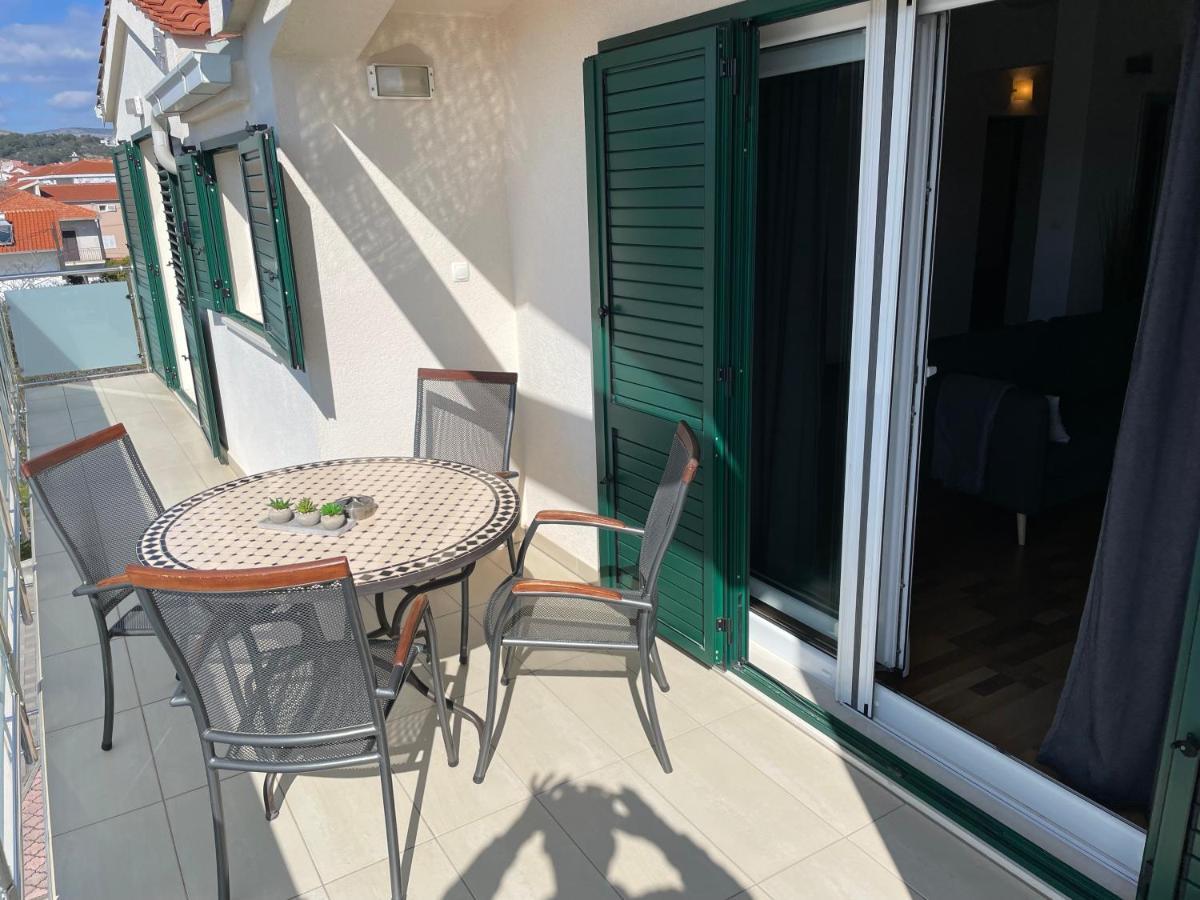 Apartments Cavar Trogir Buitenkant foto