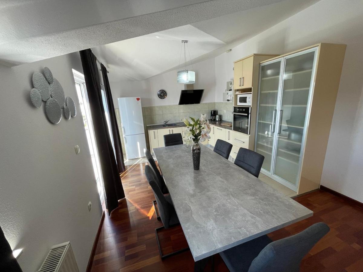 Apartments Cavar Trogir Buitenkant foto